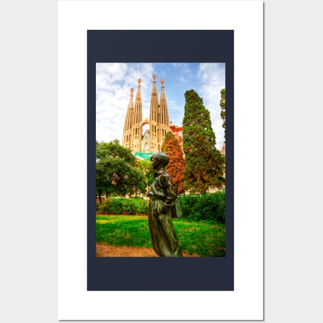 The Basilica De La Sagrada Familia Wall Art by tommysphotos